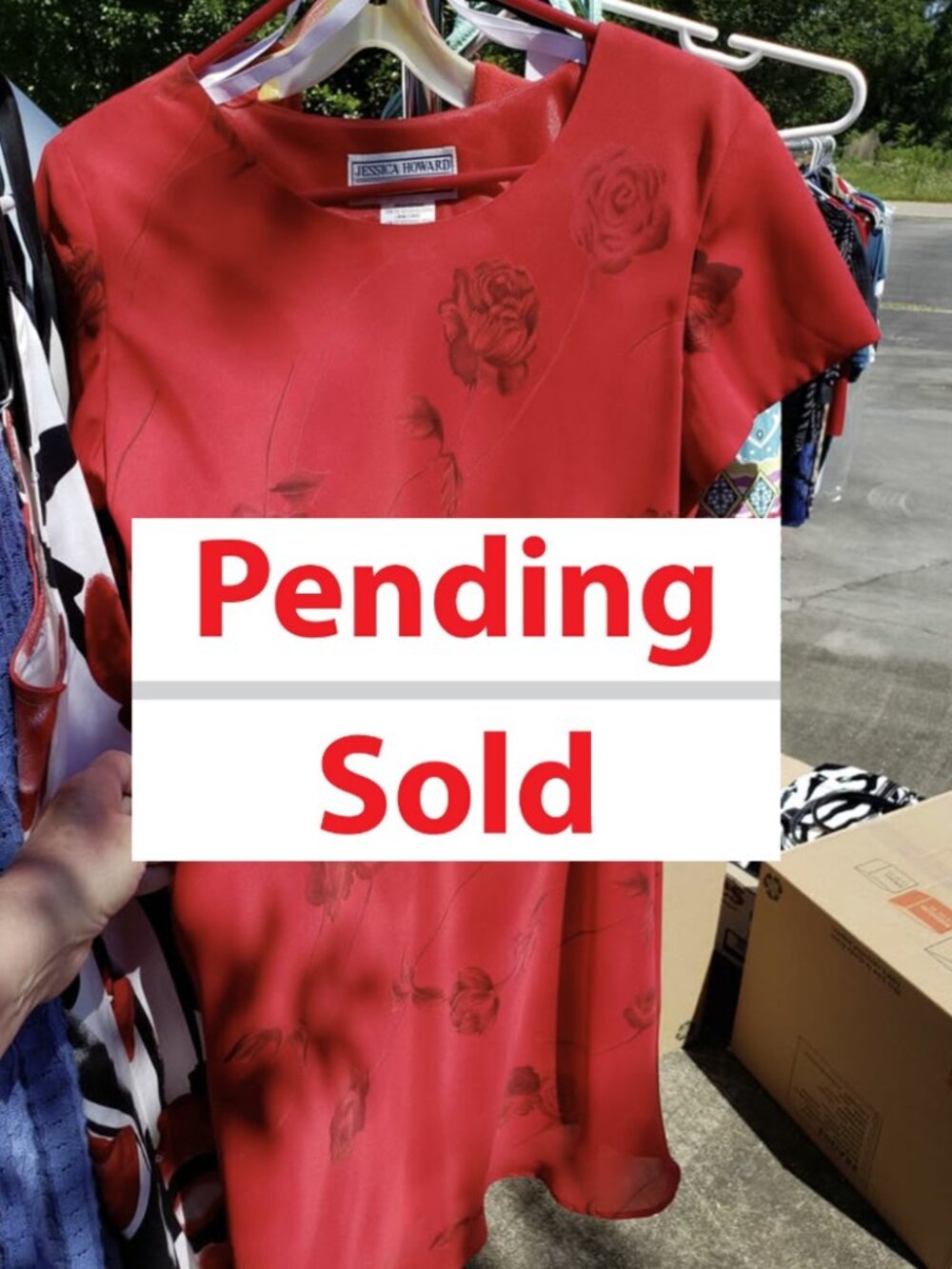 * SALE PENDING * Pretty Rose 🌹 Red Jessica Howard Floral Dress - Size 14 Petite